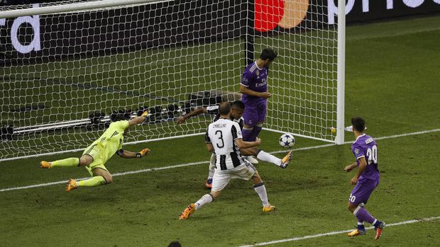 Di babak kedua Juventus kebobolan tiga gol. Terakhir melalui Marco Asensio.